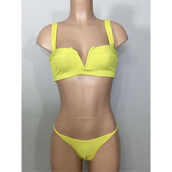 New. L*SPACE apple green ribbed bikini set. Medium. Retails $178 - Picture 2 of 13